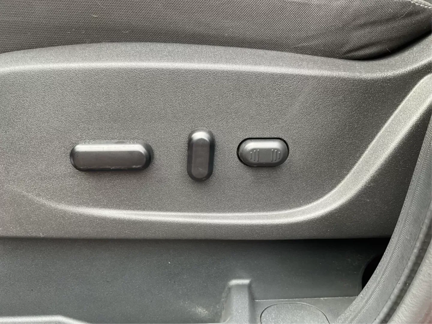 2019 Ford Escape SE (1FMCU9GD7KU) with an Other engine, located at 1230 East Main St, Xenia, OH, 45385, (937) 908-9800, 39.688042, -83.910538 - Photo#17