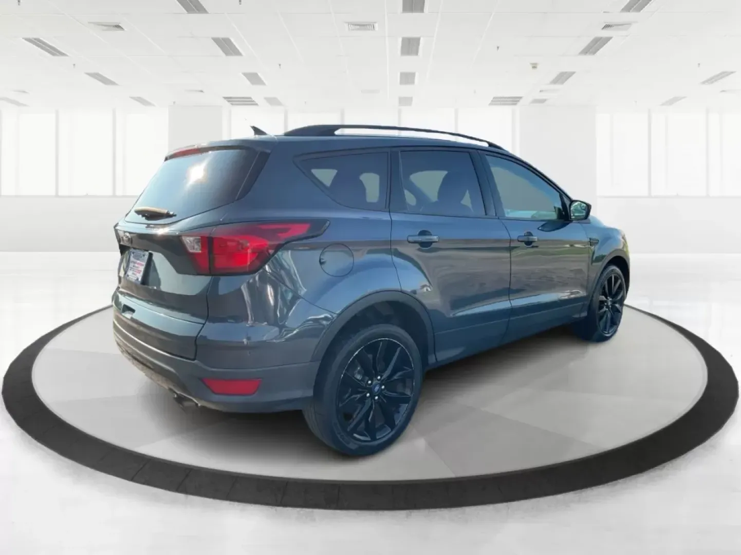2014 Hyundai Santa Fe GLS (KM8SM4HF5EU) with an Lambda II 3.3L V-6 gasoline direct injection engine, located at 8750 N County Rd 25A, Piqua, OH, 45356, (937) 908-9800, 40.164391, -84.232513 - Photo#2
