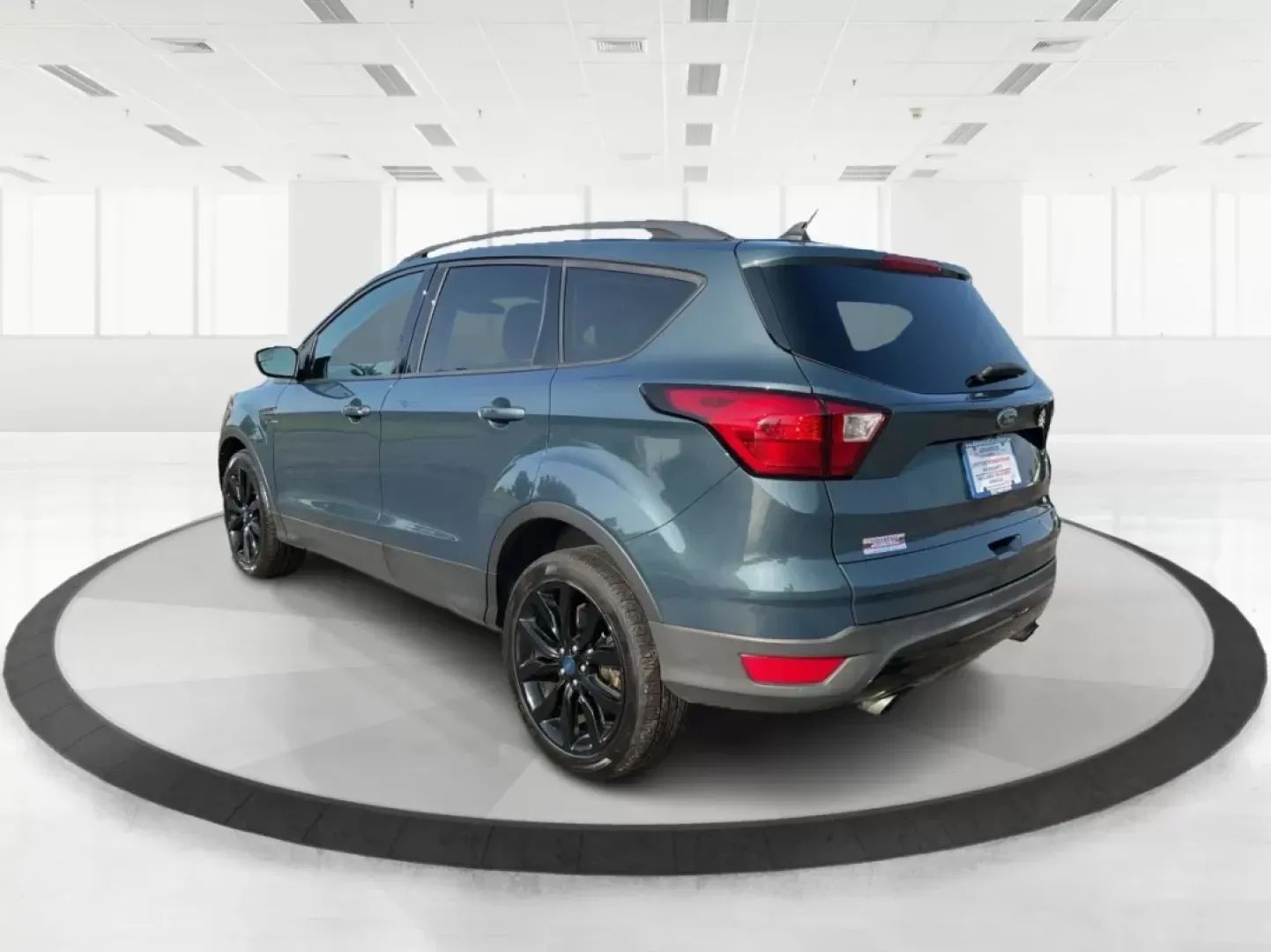 2014 Hyundai Santa Fe GLS (KM8SM4HF5EU) with an Lambda II 3.3L V-6 gasoline direct injection engine, located at 8750 N County Rd 25A, Piqua, OH, 45356, (937) 908-9800, 40.164391, -84.232513 - Photo#3