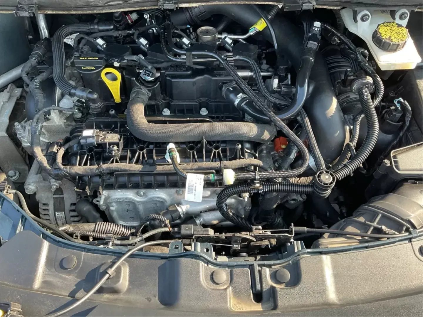 2014 Hyundai Santa Fe GLS (KM8SM4HF5EU) with an Lambda II 3.3L V-6 gasoline direct injection engine, located at 8750 N County Rd 25A, Piqua, OH, 45356, (937) 908-9800, 40.164391, -84.232513 - Photo#9
