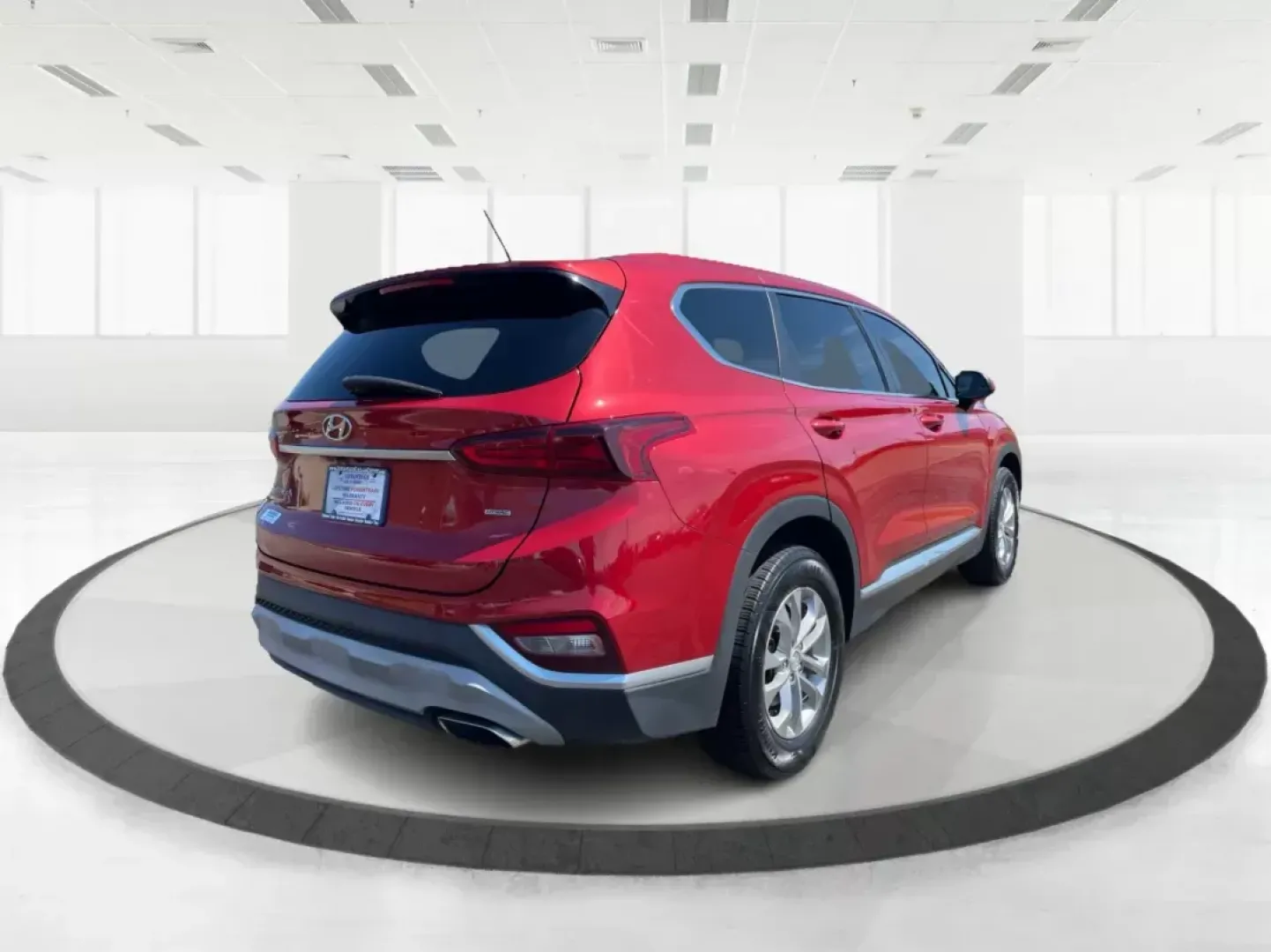 2019 Hyundai Santa Fe SE 2.4 AWD (5NMS2CAD9KH) with an 2.4L L4 DOHC 16V engine, 8-Speed Automatic transmission, located at 880 E. National Road, OH, 45377, (937) 908-9800, 39.891918, -84.183975 - Photo#2