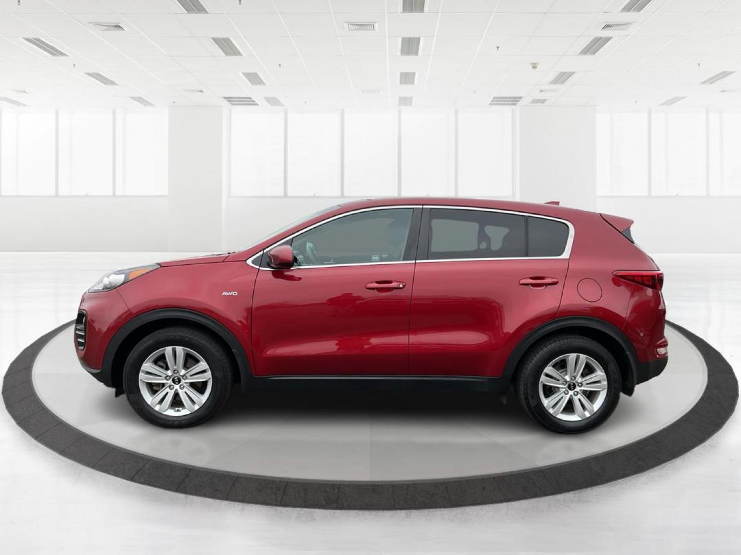 2019 Kia Sportage LX (KNDPMCAC8K7) with an Theta II 2.4L I-4 gasoline direct injection engine, located at 8750 N County Rd 25A, Piqua, OH, 45356, (937) 908-9800, 40.164391, -84.232513 - Photo#4