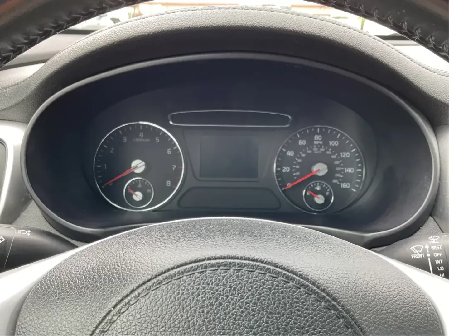 2020 Kia Sorento 2.4L LX (5XYPGDA38LG) with an 2.4L I-4 gasoline direct injection engine, located at 1184 Kauffman Ave, Fairborn, OH, 45324, (937) 908-9800, 39.807072, -84.031563 - Photo#13