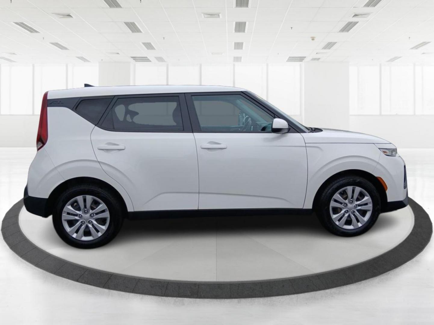 2020 Kia Soul LX CVT (KNDJ23AU1L7) with an 2.0L L4 DOHC 16V engine, Continuously Variable Transmission transmission, located at 1951 S Dayton Lakeview Rd., New Carlisle, OH, 45344, (937) 908-9800, 39.890999, -84.050255 - Photo#1