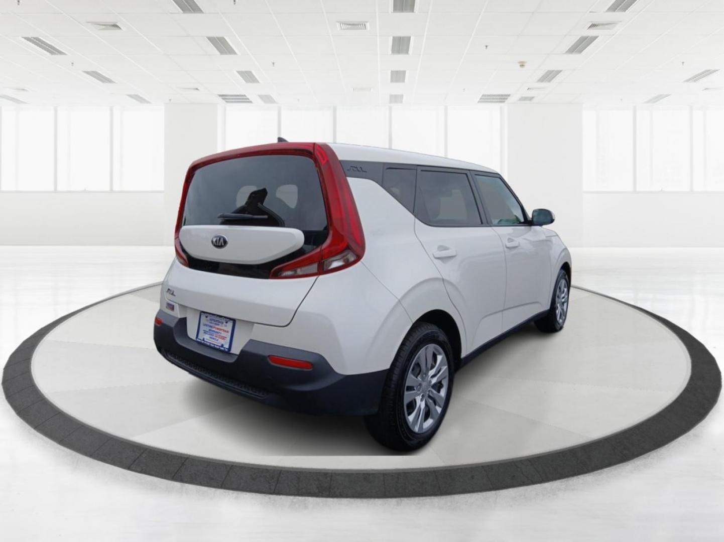 2020 Kia Soul LX CVT (KNDJ23AU1L7) with an 2.0L L4 DOHC 16V engine, Continuously Variable Transmission transmission, located at 1951 S Dayton Lakeview Rd., New Carlisle, OH, 45344, (937) 908-9800, 39.890999, -84.050255 - Photo#2