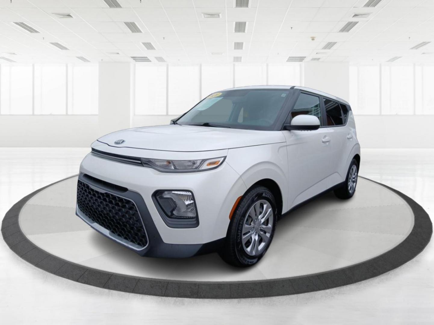 2020 Kia Soul LX CVT (KNDJ23AU1L7) with an 2.0L L4 DOHC 16V engine, Continuously Variable Transmission transmission, located at 1951 S Dayton Lakeview Rd., New Carlisle, OH, 45344, (937) 908-9800, 39.890999, -84.050255 - Photo#7