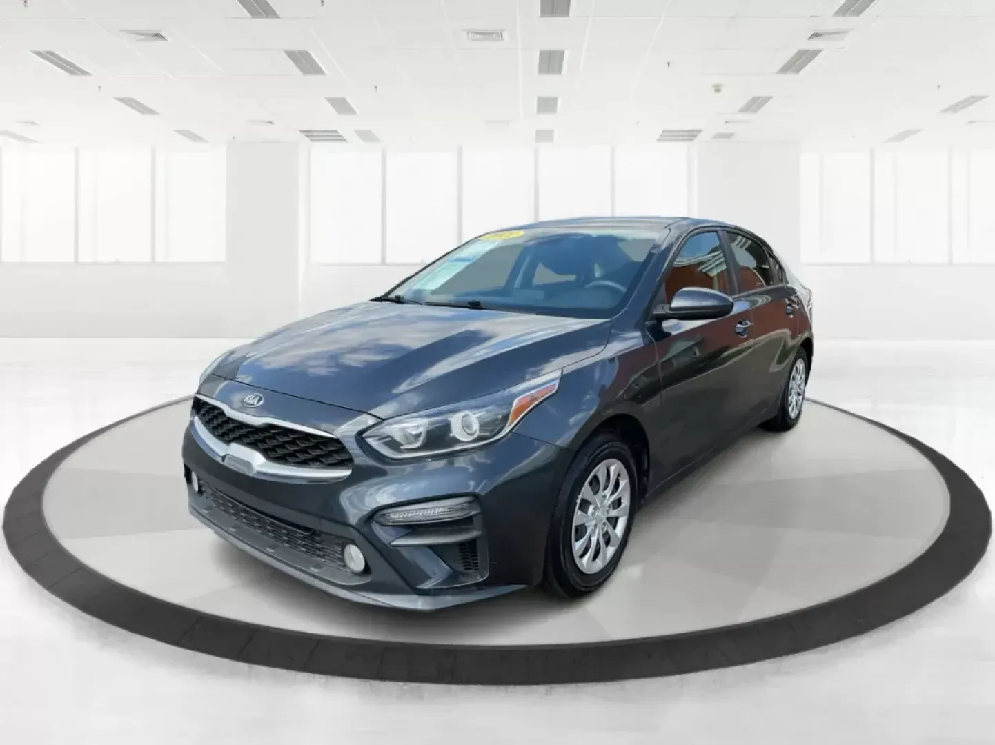 2021 Kia Forte FE (3KPF24AD5ME) with an 2L I-4 DOHC engine, located at 4508 South Dixie Dr, Moraine, OH, 45439, (937) 908-9800, 39.807072, -84.031563 - Photo#7