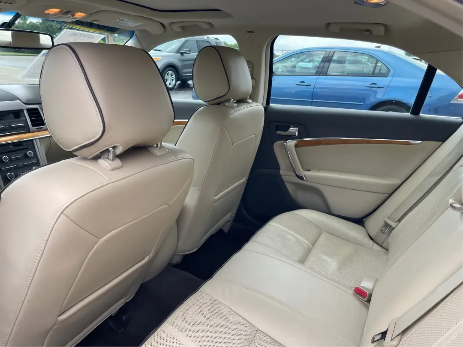 2012 Lincoln MKZ Base (3LNHL2JC1CR) with an Other engine, located at 401 Woodman Dr, Riverside, OH, 45431, (937) 908-9800, 39.760899, -84.123421 - **Discover Luxury and Comfort with the 2012 Lincoln MKZ at Advantage Car and Credit!**<br /> <br /> Imagine gliding through the streets of Fairborn, OH in a stylish and comfortable sedan that's perfect for your daily commute or weekend adventures. The 2012 Lincoln MKZ is more than just a car; it's a - Photo#10