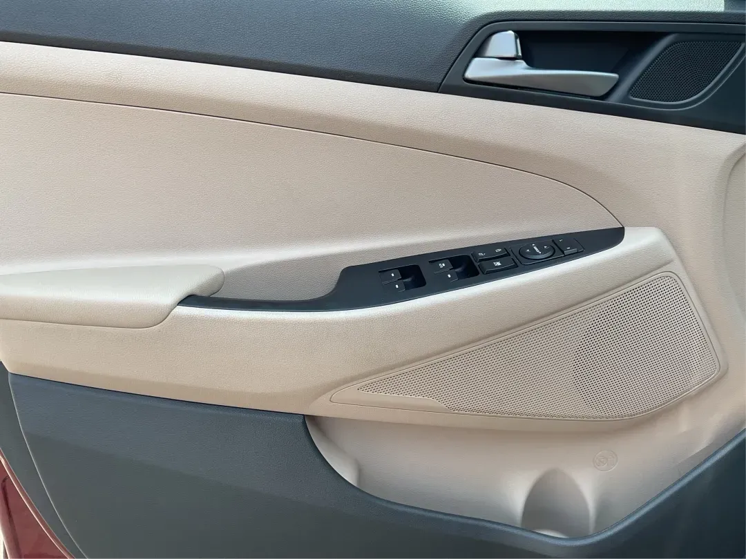 2017 Hyundai Tucson Eco (KM8J33A24HU) with an 1.6L I-4 gasoline direct injection engine, located at 401 Woodman Dr, Riverside, OH, 45431, (937) 908-9800, 39.760899, -84.123421 - ### Discover the Perfect SUV for Your Adventures: 2017 Hyundai Tucson Eco at Advantage Car and Credit<br /> <br /> Are you searching for a reliable SUV that fits seamlessly into your active lifestyle? Look no further! The 2017 Hyundai Tucson Eco is the perfect companion for weekend adventures, daily - Photo#18