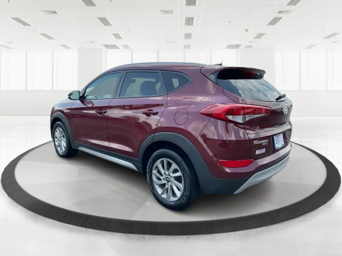 2017 Hyundai Tucson Eco (KM8J33A24HU) with an 1.6L I-4 gasoline direct injection engine, located at 1099 N County Rd 25A , Troy, OH, 45373, (937) 908-9800, 40.057079, -84.212883 - ### Discover the Perfect SUV for Your Adventures: 2017 Hyundai Tucson Eco at Advantage Car and Credit<br /> <br /> Are you searching for a reliable SUV that fits seamlessly into your active lifestyle? Look no further! The 2017 Hyundai Tucson Eco is the perfect companion for weekend adventures, daily - Photo#4