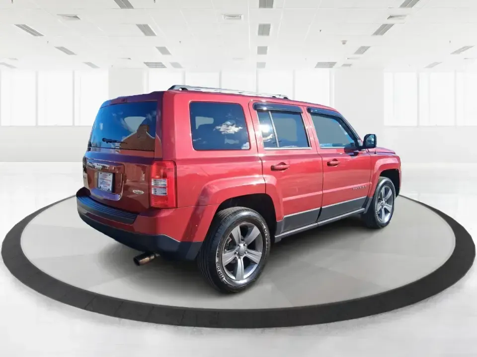 2015 Jeep Patriot Latitude 4WD (1C4NJRFB8FD) with an 2.4L L4 DOHC 16V engine, located at 1951 S Dayton Lakeview Rd., New Carlisle, OH, 45344, (937) 908-9800, 39.890999, -84.050255 - Weekend getaways to the Miami Valley, snowy commutes up I70, and everyday errands with room for friends and gear-this 2015 Jeep Patriot Latitude 4WD is built for drivers who want SUV versatility without giving up budget-friendly practicality. If your lifestyle includes hauling sports bags to practic - Photo#2