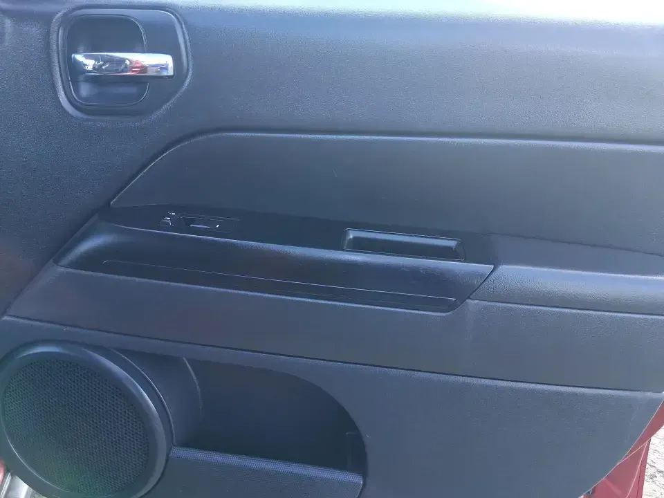 2015 Jeep Patriot Latitude 4WD (1C4NJRFB8FD) with an 2.4L L4 DOHC 16V engine, located at 1951 S Dayton Lakeview Rd., New Carlisle, OH, 45344, (937) 908-9800, 39.890999, -84.050255 - Weekend getaways to the Miami Valley, snowy commutes up I70, and everyday errands with room for friends and gear-this 2015 Jeep Patriot Latitude 4WD is built for drivers who want SUV versatility without giving up budget-friendly practicality. If your lifestyle includes hauling sports bags to practic - Photo#18