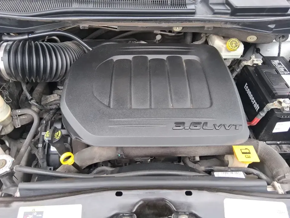 2019 Dodge Grand Caravan GT (2C4RDGEG1KR) with an Pentastar 3.6L V-6 DOHC engine, 6A transmission, located at 1951 S Dayton Lakeview Rd., New Carlisle, OH, 45344, (937) 908-9800, 39.890999, -84.050255 - 2019 Dodge Grand Caravan GT - Photo#11