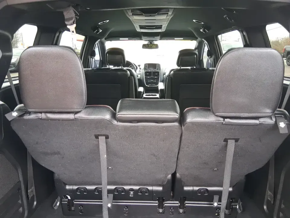 2019 Dodge Grand Caravan GT (2C4RDGEG1KR) with an Pentastar 3.6L V-6 DOHC engine, 6A transmission, located at 1951 S Dayton Lakeview Rd., New Carlisle, OH, 45344, (937) 908-9800, 39.890999, -84.050255 - 2019 Dodge Grand Caravan GT - Photo#12