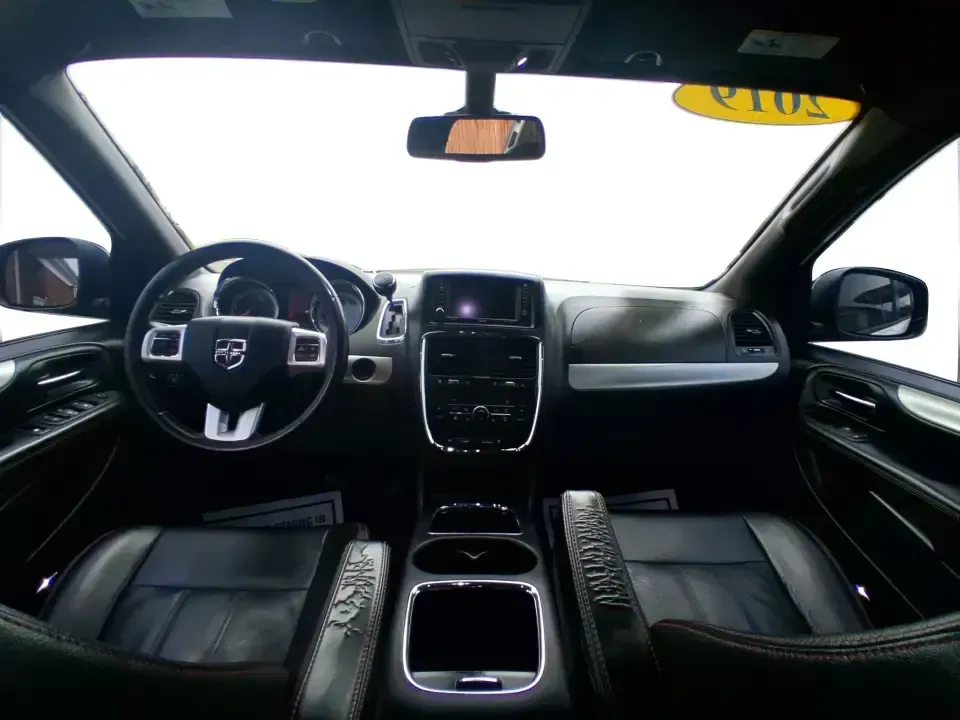 2019 Dodge Grand Caravan GT (2C4RDGEG1KR) with an Pentastar 3.6L V-6 DOHC engine, 6A transmission, located at 1951 S Dayton Lakeview Rd., New Carlisle, OH, 45344, (937) 908-9800, 39.890999, -84.050255 - 2019 Dodge Grand Caravan GT - Photo#21