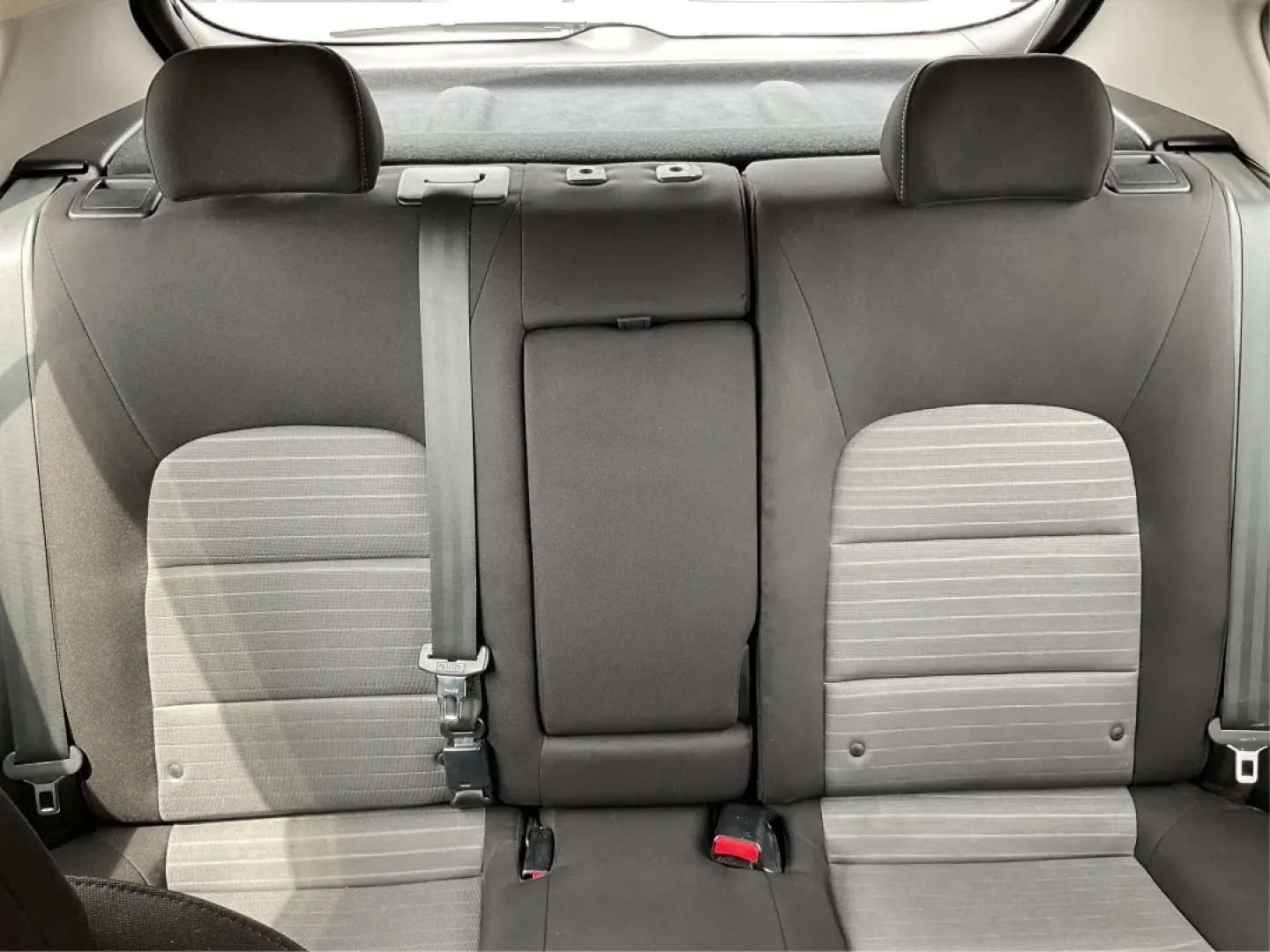 2014 Kia Forte EX (KNAFX5A88E5) with an 2L I-4 gasoline direct injection engine, located at 1099 N County Rd 25A , Troy, OH, 45373, (937) 908-9800, 40.057079, -84.212883 - **Discover Your Next Adventure with the 2014 Kia Forte EX at Advantage Car and Credit!**<br /> <br /> Are you ready to elevate your daily commute or embark on weekend adventures? The 2014 Kia Forte EX is the perfect companion, whether you're navigating the bustling streets of Fairborn, OH, or hittin - Photo#14