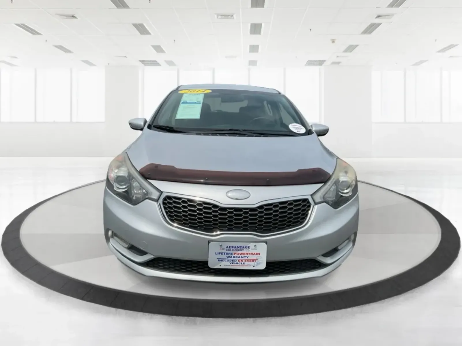 2014 Kia Forte EX (KNAFX5A88E5) with an 2L I-4 gasoline direct injection engine, located at 401 Woodman Dr, Riverside, OH, 45431, (937) 908-9800, 39.760899, -84.123421 - 2014 Kia Forte EX - Photo#7