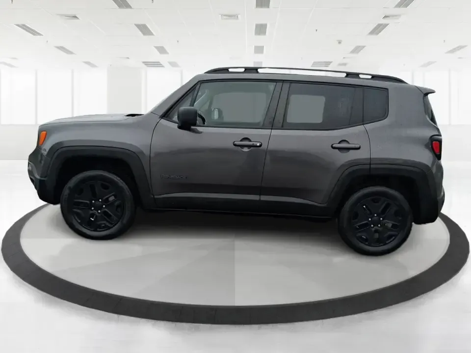 2018 Jeep Renegade Upland Edition 4x4 (ZACCJBAB1JP) with an Tigershark MultiAir 2.4L I-4 variable valve contro engine, 6M transmission, located at 1230 East Main St, Xenia, OH, 45385, (937) 908-9800, 39.688026, -83.910172 - Weekend getaways to John Bryan State Park, snowy commutes down US-35, or daily school-and-grocery runs around Xenia all get easier when you've got a compact SUV that's sized for city parking but ready for Ohio backroads. This 2018 Jeep Renegade Upland Edition 4x4 brings that go-anywhere, do-everythi - Photo#5