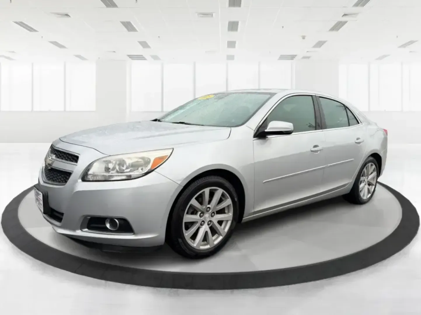2013 Chevrolet Malibu 2LT (1G11E5SA7DF) with an ECOTEC 2.5L I-4 gasoline direct injection engine, 6-Speed Automatic transmission, located at 1099 N County Rd 25A , Troy, OH, 45373, (937) 908-9800, 40.057079, -84.212883 - Need a reliable commuter that's comfortable for I75 runs, errands around Troy, and the occasional weekend escape to Charleston Falls Preserve? This 2013 Chevrolet Malibu 2LT is the kind of practical, polished sedan that fits real life-easy to park downtown, smooth on longer drives, and roomy enough - Photo#8