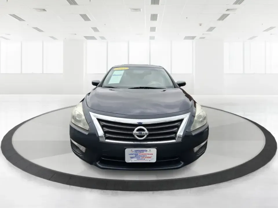 2015 Nissan Altima 2.5 S (1N4AL3APXFC) with an 2.5L I-4 DOHC engine, Continuously Variable Transmission transmission, located at 1184 Kauffman Ave, Fairborn, OH, 45324, (937) 908-9800, 39.807072, -84.030914 - Need a dependable daily driver for the I675 commute, WrightPatt runs, and quick weekend escapes to Yellow Springs? This 2015 Nissan Altima 2.5 S is built for real life in Fairborn-comfortable for long stretches on US35, easy to park around Downtown Fairborn, and efficient enough to keep your budget - Photo#7