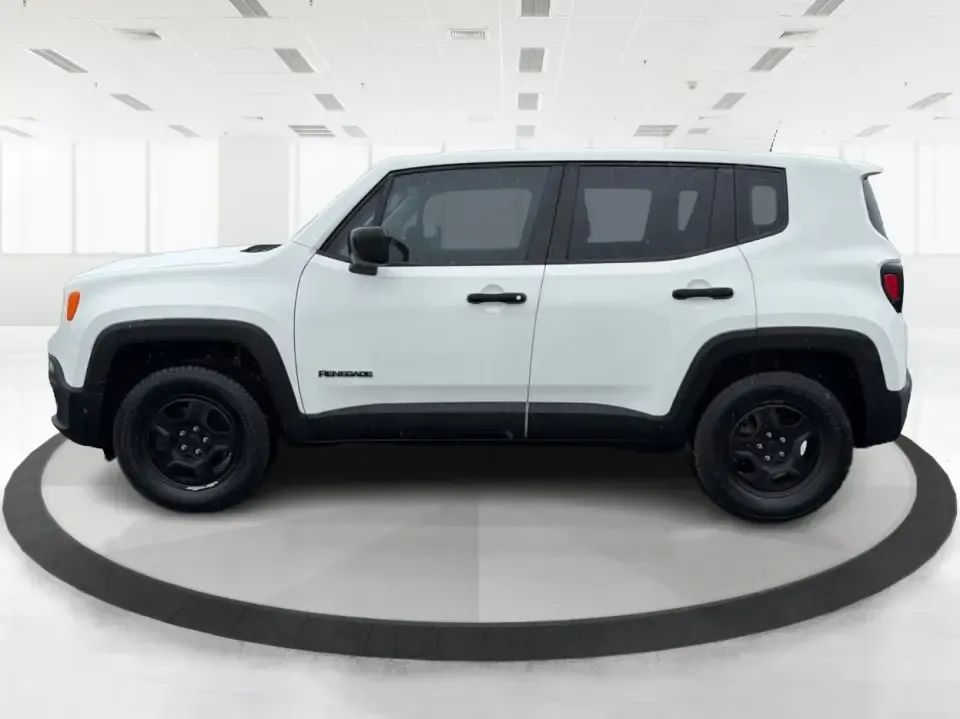 2018 Jeep Renegade Sport 4x4 (ZACCJBAB5JP) with an 2.4L L4 DOHC 16V engine, 6M transmission, located at 4508 South Dixie Dr, Moraine, OH, 45439, (937) 908-9800, 39.689976, -84.218452 - Ready for weekend adventures at Englewood MetroPark, snowy commutes up I75, or a spontaneous road trip down U.S. Route 40? This 2018 Jeep Renegade Sport 4x4 is the kind of compact SUV that fits real life in Vandalia, OH-easy to park around town, confident when the weather turns, and versatile enough - Photo#5