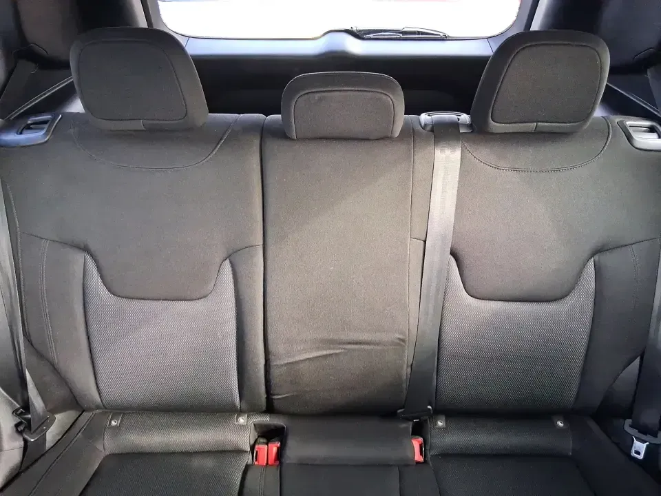 2020 Jeep Renegade Sport FWD (ZACNJAAB1LP) with an 2.4L L4 DOHC 16V engine, 9A transmission, located at 1951 S Dayton Lakeview Rd., New Carlisle, OH, 45344, (937) 908-9800, 39.890999, -84.050255 - Picture your next weekend: you're cruising from New Carlisle to Springfield for errands, then heading back on I70 with the cargo area packed for a family cookout at George Rogers Clark Park. If you need a compact SUV that's easy to park, comfortable for daily commuting, and ready for spontaneous roa - Photo#13