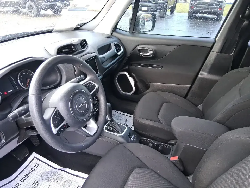 2020 Jeep Renegade Sport FWD (ZACNJAAB1LP) with an 2.4L L4 DOHC 16V engine, 9A transmission, located at 401 Woodman Dr, Riverside, OH, 45431, (937) 908-9800, 39.760899, -84.123421 - Weekend escapes to Eastwood MetroPark, a comfortable daily commute down I675, or shuttling the family between Riverside and Dayton-this 2020 Jeep Renegade Sport FWD is built for real life. With its compact-crossover size, higher driving position, and easy-to-park footprint, it fits right in whether- Photo#8