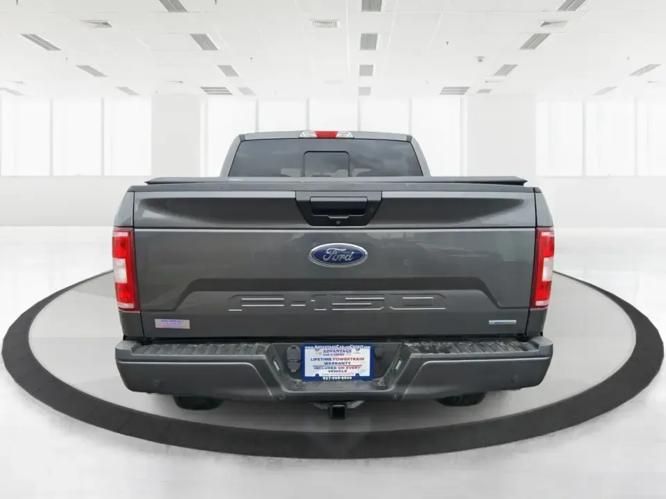 2018 Ford F-150 XLT (1FTEW1EG0JF) with an 3.5L V6 TURBO engine, 6A transmission, located at 880 E. National Road, Vandalia, OH, 45377, (937) 908-9800, 39.891918, -84.183594 - Built for Ohio workweeks and weekend getaways, this 2018 Ford F-150 XLT Crew Cab is the kind of truck that fits real life-hauling home-improvement supplies, towing the toys for a day at the lake, or cruising I-75 with the whole crew in comfort. Finished in Stone Gray and powered by a responsive 3.5L - Photo#3