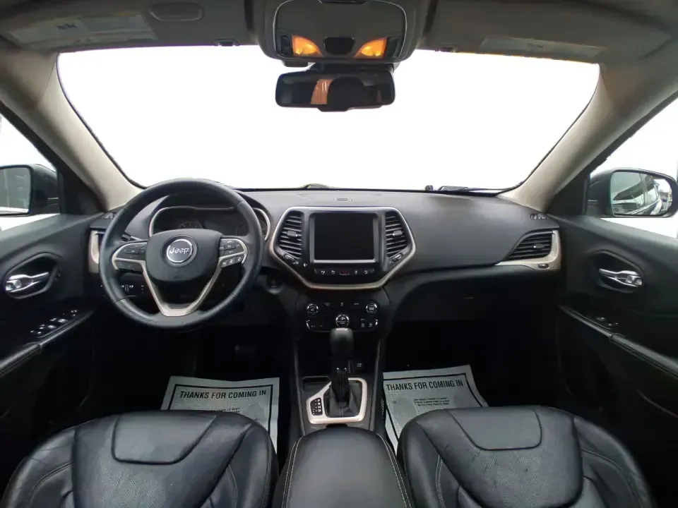 2014 Jeep Cherokee Limited (1C4PJLDS1EW) with an 3.2L V6 DOHC 24V engine, 9-Speed Automatic transmission, located at 880 E. National Road, Vandalia, OH, 45377, (937) 908-9800, 39.891918, -84.183594 - Pack up the family, point the hood toward a weekend getaway, and enjoy the kind of confident comfort that makes everyday driving feel like a mini road trip. This 2014 Jeep Cherokee Limited is an ideal fit for commuters who want a quieter, more refined ride during the workweek-and for adventure-minde - Photo#21