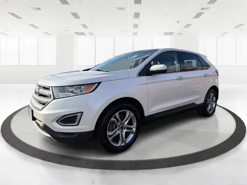 2017 Ford Edge Titanium (2FMPK4K87HB) with an 3.5L V6 DOHC 24V engine, 6A transmission, located at 880 E. National Road, Vandalia, OH, 45377, (937) 908-9800, 39.891918, -84.183594 - Pack up the family, load the cargo area, and point the hood toward your next weekend getaway-this 2017 Ford Edge Titanium is the kind of SUV that makes everyday life in Xenia easier and road trips across Ohio more comfortable. With confident AWD capability, a strong 3.5L V6, and premium Titanium ame - Photo#8