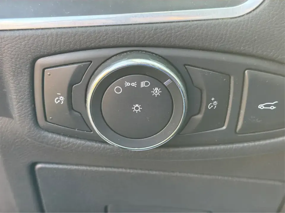 2017 Ford Edge Titanium (2FMPK4K87HB) with an 3.5L V6 DOHC 24V engine, 6A transmission, located at 880 E. National Road, Vandalia, OH, 45377, (937) 908-9800, 39.891918, -84.183594 - Pack up the family, load the cargo area, and point the hood toward your next weekend getaway-this 2017 Ford Edge Titanium is the kind of SUV that makes everyday life in Xenia easier and road trips across Ohio more comfortable. With confident AWD capability, a strong 3.5L V6, and premium Titanium ame - Photo#17