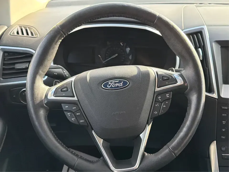 2017 Ford Edge Titanium (2FMPK4K87HB) with an 3.5L V6 DOHC 24V engine, 6A transmission, located at 401 Woodman Dr, Riverside, OH, 45431, (937) 908-9800, 39.760899, -84.123421 - Pack up the family, load the cargo area, and point the hood toward your next weekend getaway-this 2017 Ford Edge Titanium is the kind of SUV that makes everyday life in Xenia easier and road trips across Ohio more comfortable. With confident AWD capability, a strong 3.5L V6, and premium Titanium ame - Photo#16