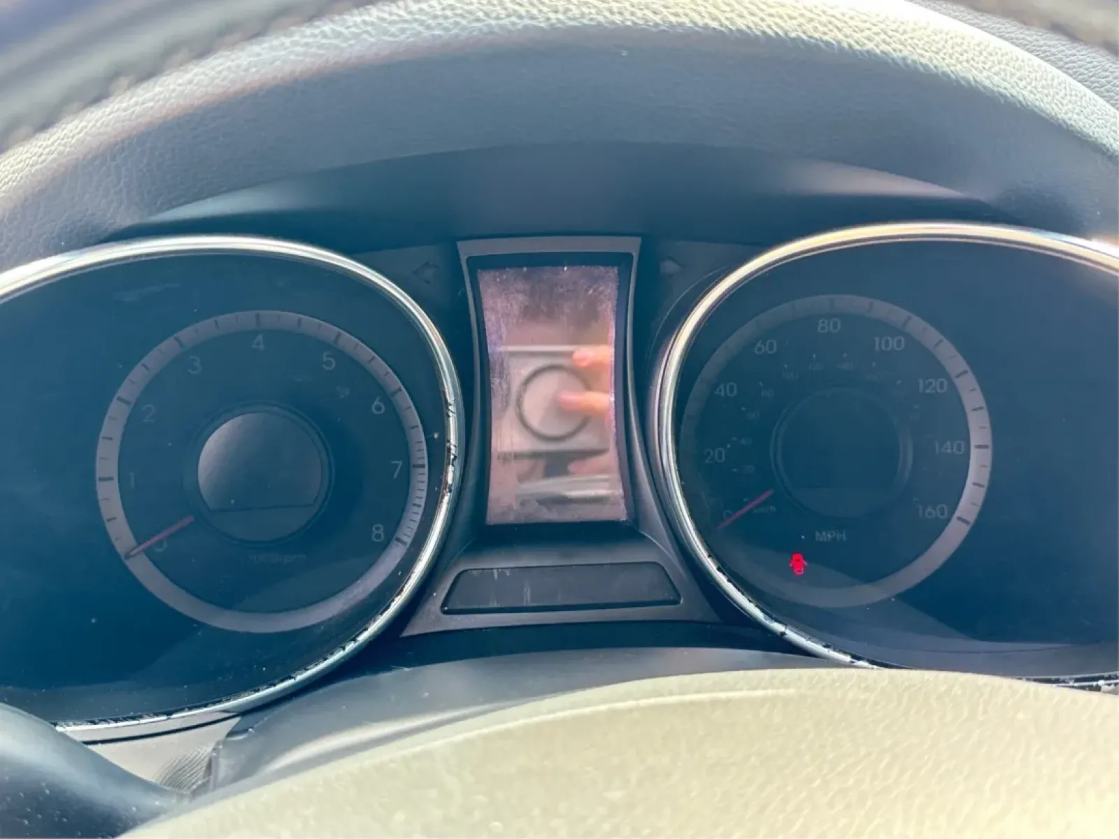 2013 Hyundai Santa Fe Sport (5XYZUDLB4DG) with an Theta II 2.4L I-4 gasoline direct injection engine, located at 401 Woodman Dr, Riverside, OH, 45431, (937) 908-9800, 39.760899, -84.123421 - **Adventure Awaits with the 2013 Hyundai Santa Fe Sport at Advantage Car and Credit Riverside!**<br /> <br /> Are you ready to elevate your family adventures or daily commutes with a perfect blend of style, comfort, and utility? Look no further than this stunning 2013 Hyundai Santa Fe Sport, availa - Photo#15