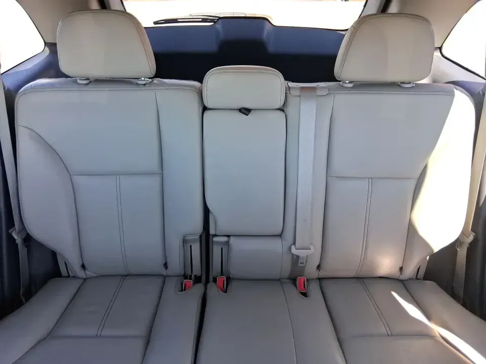 2014 Ford Edge SEL (2FMDK4JC8EB) with an 3.5L V-6 DOHC engine, 6-Speed Automatic transmission, located at 1184 Kauffman Ave, Fairborn, OH, 45324, (937) 908-9800, 39.807072, -84.030914 - Pack up the kids, load the groceries, or point the nose toward a weekend getaway-this 2014 Ford Edge SEL is the kind of SUV that fits real life in Fairborn. With confident all-weather capability and a comfortable, feature-rich cabin, it's ideal for commuters running I-675, families shuttling between - Photo#13