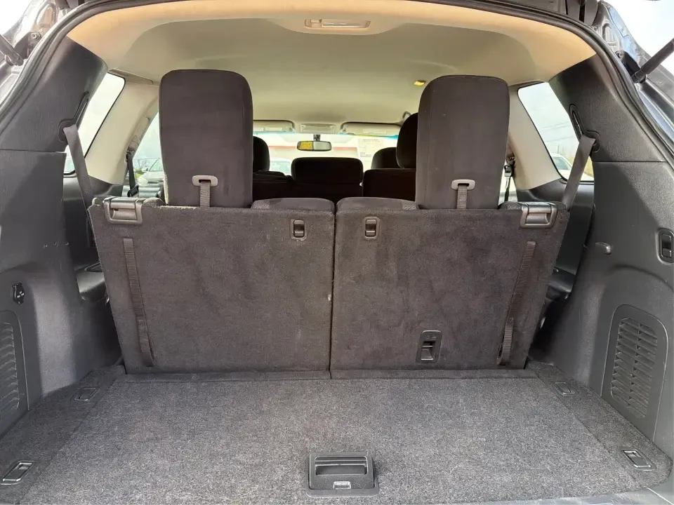 2015 Nissan Pathfinder SV (5N1AR2MN5FC) with an 3.5L V-6 DOHC engine, Continuously Variable Transmission transmission, located at 880 E. National Road, Vandalia, OH, 45377, (937) 908-9800, 39.891918, -84.183594 - Pack the family, load up the gear, and head out for a weekend at Englewood MetroPark or an easy road trip down I70-this 2015 Nissan Pathfinder SV is built for real-life Ohio driving, from school drop-offs to errands along E. National Road. With three-row flexibility and SUV practicality, it's a smar - Photo#12