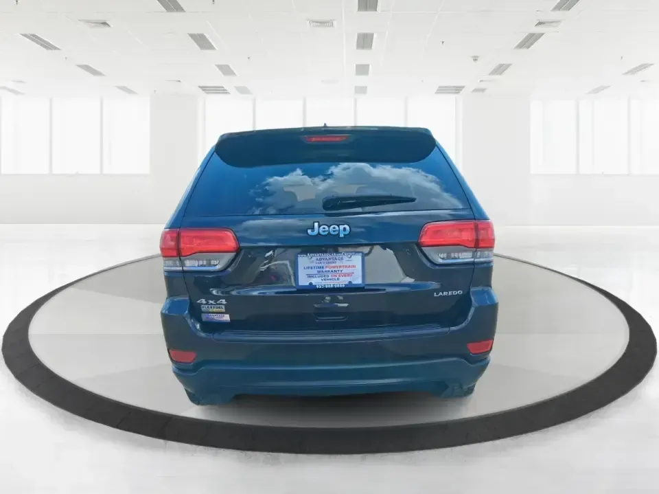 2015 Jeep Grand Cherokee Laredo (1C4RJFAG1FC) with an 3.6L V-6 DOHC engine, 8-Speed Automatic transmission, located at 8750 N County Rd 25A, Piqua, OH, 45356, (937) 908-9800, 40.164391, -84.232513 - Picture your next Ohio road trip: the family loaded up for a weekend at Indian Lake, a cooler in the back, and confidence on wet back roads or winter mornings. This 2015 Jeep Grand Cherokee Laredo is built for drivers who want everyday comfort with true SUV capability-perfect for long commutes, scho - Photo#3