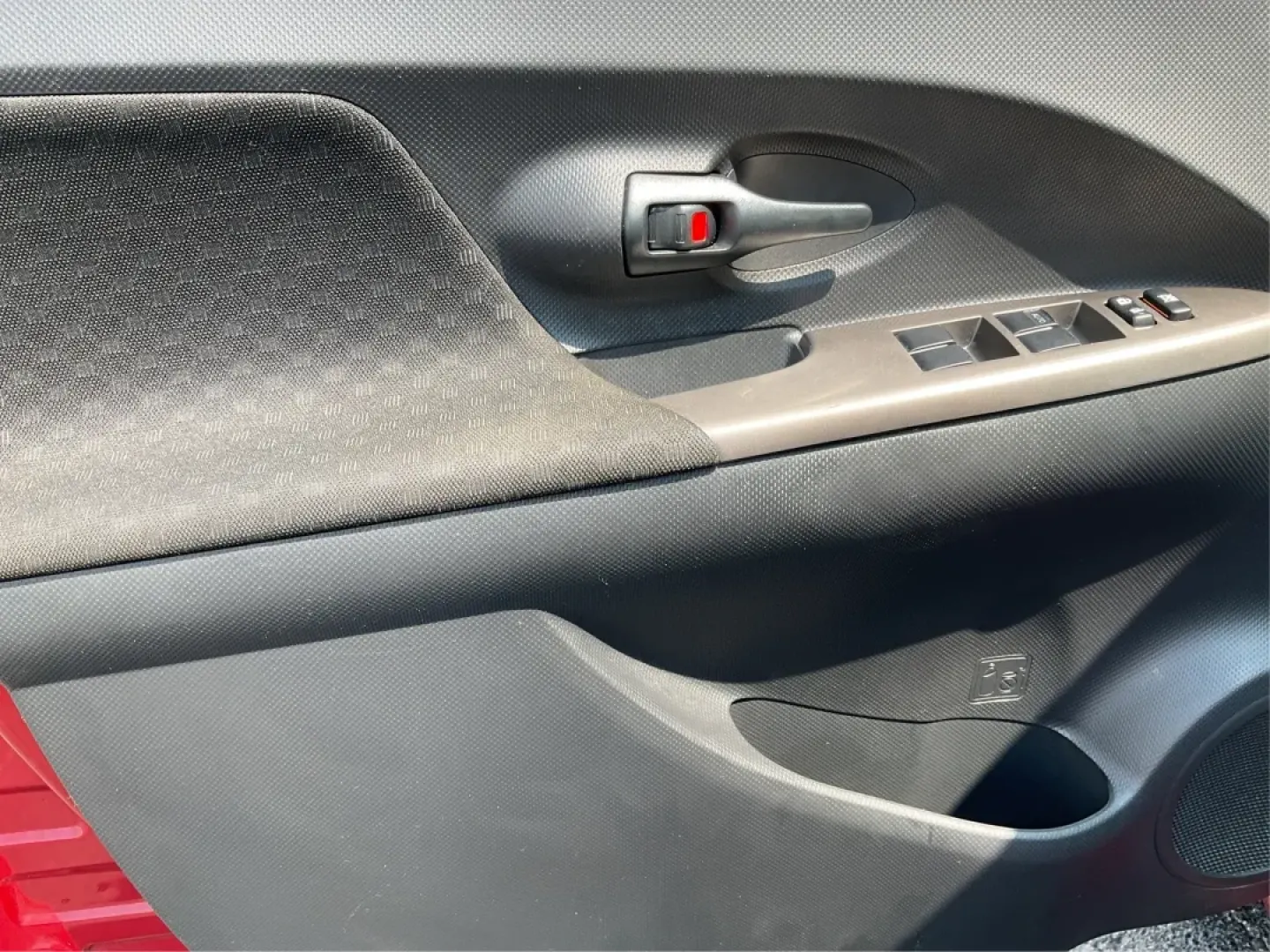 2014 Scion xD Base (JTKKUPB40E1) with an Other engine, located at 1230 East Main St, Xenia, OH, 45385, (937) 908-9800, 39.688026, -83.910172 - 2014 Scion xD Base - Photo#17