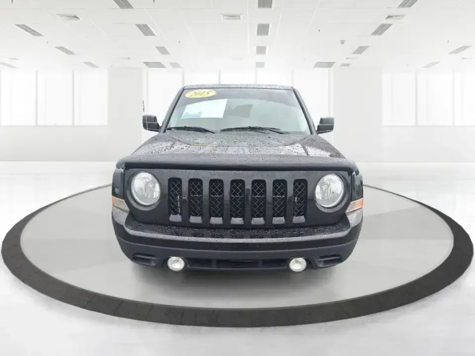 2015 Jeep Patriot Latitude (1C4NJRFB8FD) with an 2.4L I-4 DOHC engine, located at 1951 S Dayton Lakeview Rd., New Carlisle, OH, 45344, (937) 908-9800, 39.890999, -84.050255 - Weekend escapes, snowy school runs, and daily commutes down I75 all get easier when you've got an SUV that's ready for Ohio weather and real-life schedules. This **2015 Jeep Patriot Latitude 4WD** is a practical choice for drivers who want the Jeep look and capability without the oversized footprint - Photo#7