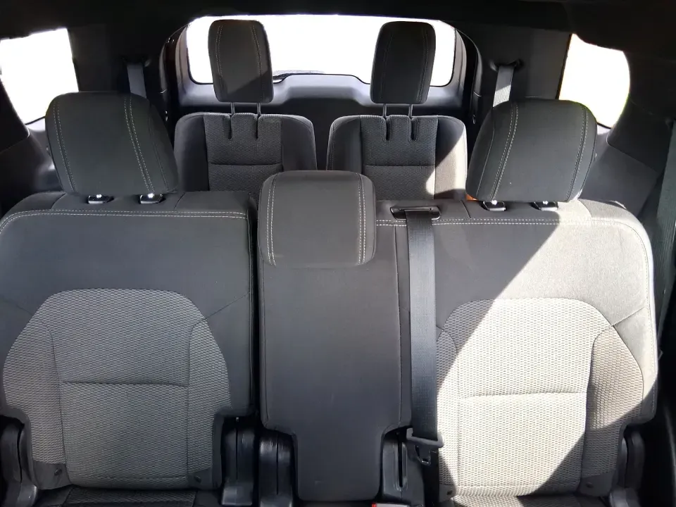 2017 Ford Explorer XLT (1FM5K8DH9HG) with an 2.3L L4 DOHC 16V engine, 6A transmission, located at 401 Woodman Dr, Riverside, OH, 45431, (937) 908-9800, 39.760899, -84.123421 - Weekend road trips to Caesar Creek, daily school drop-offs, or a comfortable commute down I75-this 2017 Ford Explorer XLT is built for real life in the Miami Valley. With three-row versatility, confident capability, and practical comfort, it's a smart choice for growing families, active couples, and - Photo#14