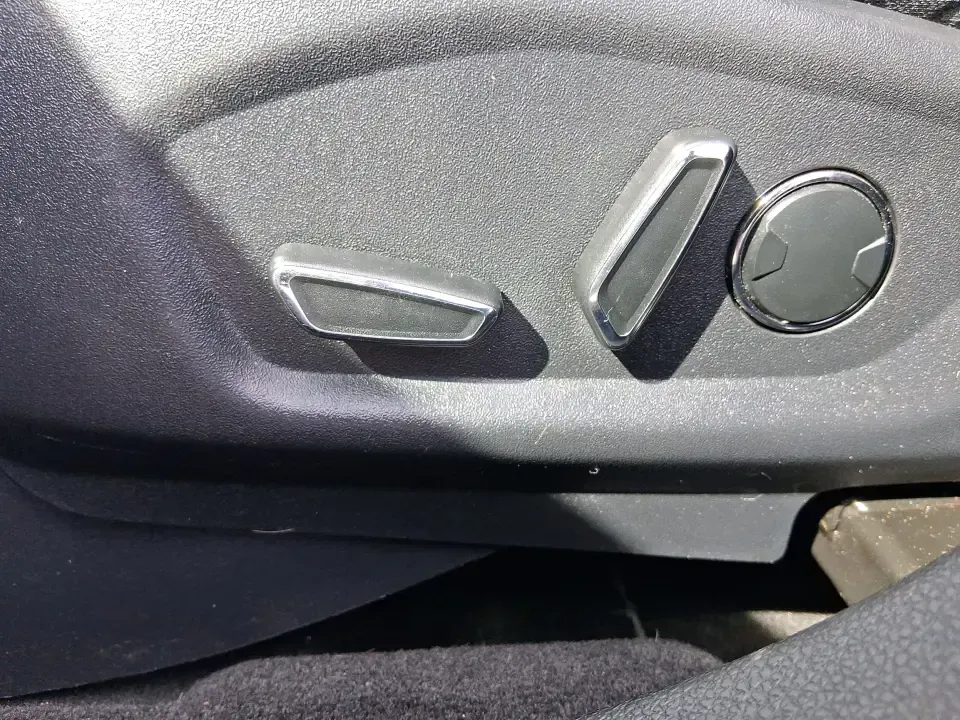 2017 Ford Explorer XLT (1FM5K8DH9HG) with an 2.3L L4 DOHC 16V engine, 6A transmission, located at 401 Woodman Dr, Riverside, OH, 45431, (937) 908-9800, 39.760899, -84.123421 - Weekend road trips to Caesar Creek, daily school drop-offs, or a comfortable commute down I75-this 2017 Ford Explorer XLT is built for real life in the Miami Valley. With three-row versatility, confident capability, and practical comfort, it's a smart choice for growing families, active couples, and - Photo#18