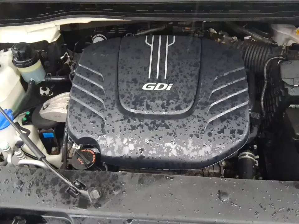 2016 Kia Sedona LX (KNDMB5C11G6) with an Lambda 3.3L V-6 gasoline direct injection engine, 6-Speed Automatic transmission, located at 401 Woodman Dr, Riverside, OH, 45431, (937) 908-9800, 39.760899, -84.123421 - Picture your next weekend: the kids piled in with snacks and sports gear, a cooler in the back, and enough space so everyone can stretch out on the drive down South Dixie Dr toward Dayton's parks, festivals, and family attractions. If you need a dependable, budget-smart people mover that keeps daily - Photo#8