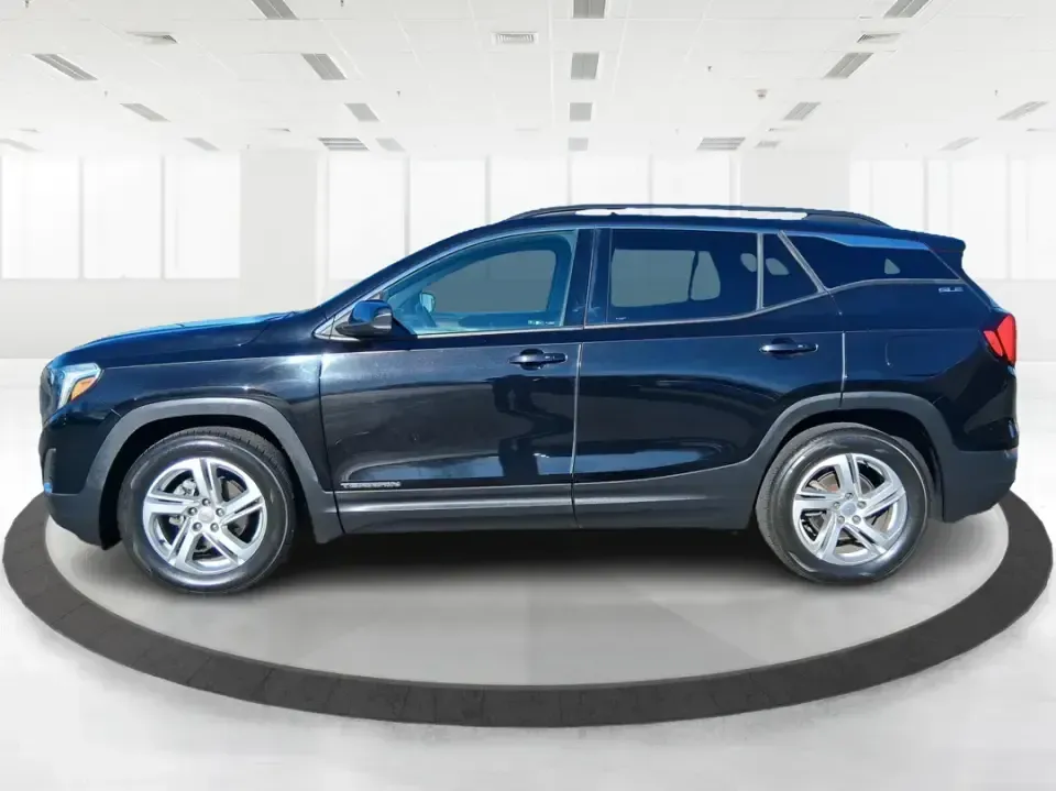2018 GMC Terrain SLE (3GKALMEV3JL) with an 1.4L L4 DOHC 16V TURBO engine, 6A transmission, located at 1230 East Main St, Xenia, OH, 45385, (937) 908-9800, 39.688026, -83.910172 - Need a smart, comfortable SUV for the daily commute from Xenia to Beavercreek or Dayton, school drop-offs near Shawnee Park, and weekend runs out toward Caesar Creek State Park? This 2018 GMC Terrain SLE is built for real life-easy to park, roomy enough for five, and efficient for everyday driving-w- Photo#5