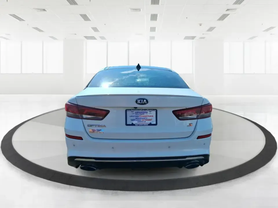 2019 Kia Optima S (5XXGT4L35KG) with an Theta II 2.4L I-4 gasoline direct injection engine, 6A transmission, located at 1099 N County Rd 25A , Troy, OH, 45373, (937) 908-9800, 40.057079, -84.212883 - Picture your next week going smoother: a comfortable, efficient sedan that makes the daily commute up I75, quick school drop-offs, and weekend runs to Dayton feel easy-without stretching your budget. This 2019 Kia Optima S is built for real life in Troy, Ohio, offering the space and technology busy - Photo#3
