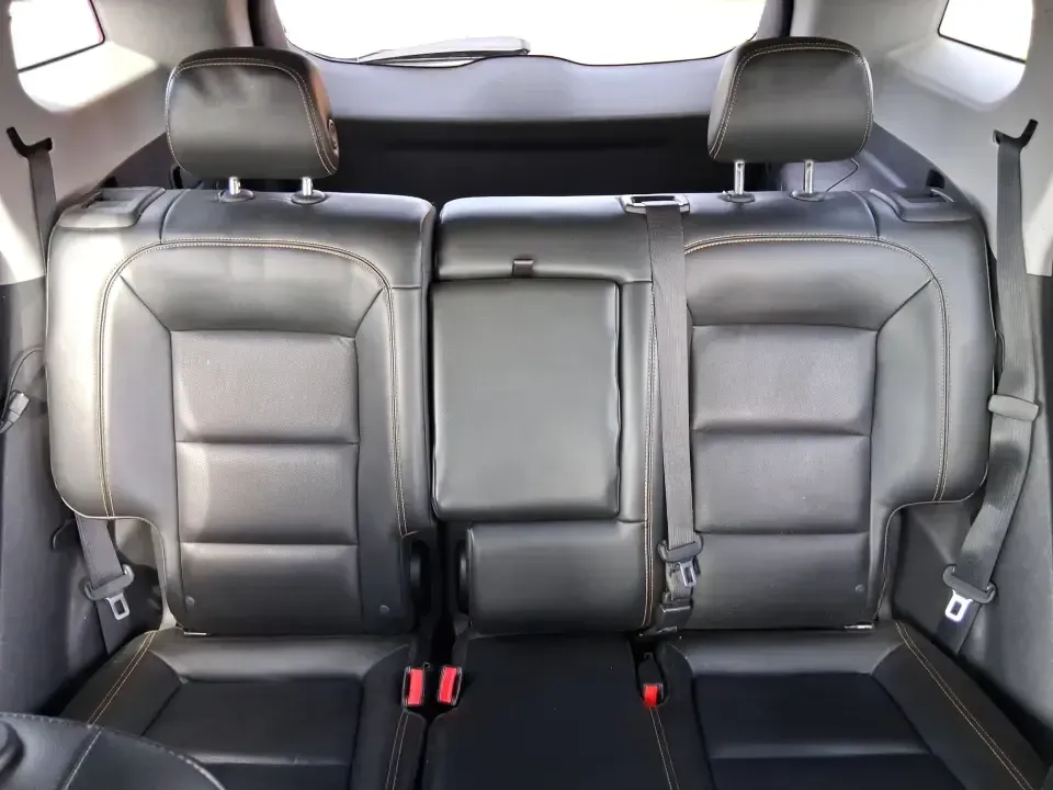 2019 GMC Terrain SLT (3GKALVEV0KL) with an 1.4L L4 DOHC 16V TURBO engine, 6A transmission, located at 1230 East Main St, Xenia, OH, 45385, (937) 908-9800, 39.688026, -83.910172 - Picture your next week: smooth morning commutes down US-35, a quick run to The Greene for errands, then a Saturday escape to John Bryan State Park with the family and gear in tow. This 2019 GMC Terrain SLT is built for that real-life rhythm-comfortable, confident in changing Ohio weather, and sized - Photo#13