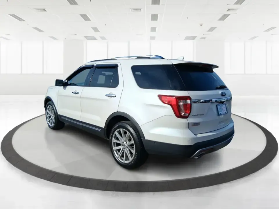 2017 Ford Explorer Limited (1FM5K8F88HG) with an EcoBoost 2.3L I-4 gasoline direct injection engine, 6A transmission, located at 1951 S Dayton Lakeview Rd., New Carlisle, OH, 45344, (937) 908-9800, 39.890999, -84.050255 - Pack up the crew, point the hood toward the next weekend getaway, and let one SUV handle the school run, the grocery haul, and the road trip to Hocking Hills without breaking a sweat. This 2017 Ford Explorer Limited 4WD in White Platinum Metallic Tri-Coat is built for real life in Ohio-comfortable f - Photo#4