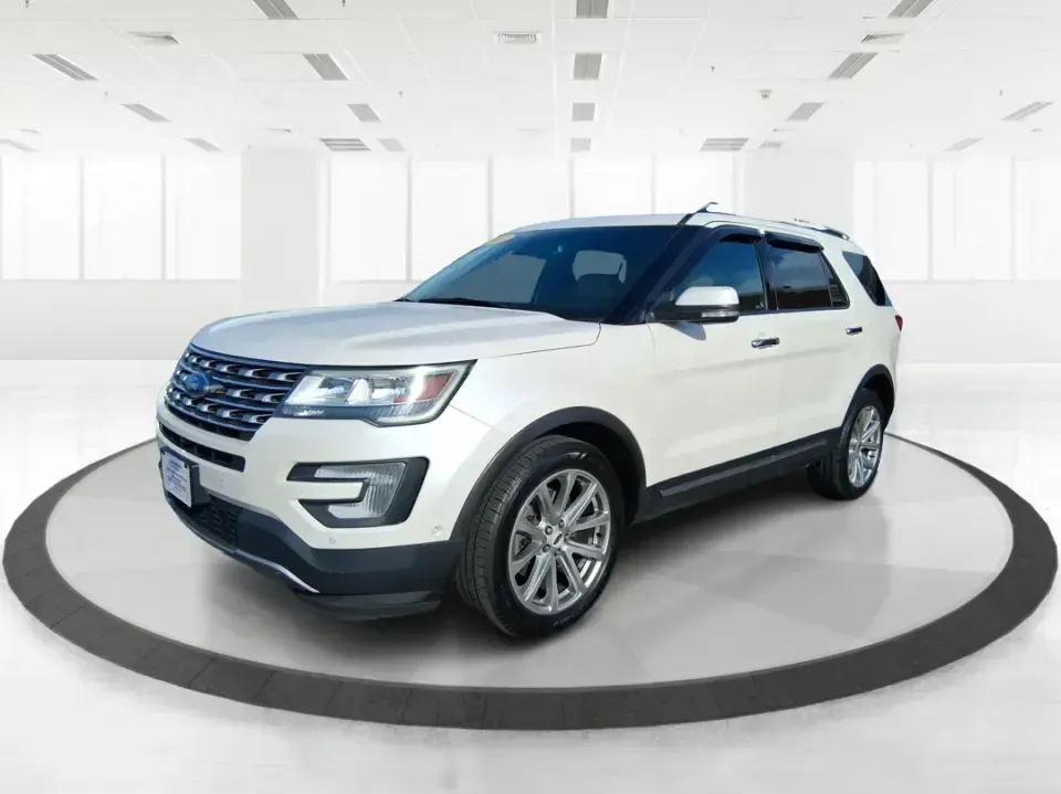 2017 Ford Explorer Limited (1FM5K8F88HG) with an EcoBoost 2.3L I-4 gasoline direct injection engine, 6A transmission, located at 1951 S Dayton Lakeview Rd., New Carlisle, OH, 45344, (937) 908-9800, 39.890999, -84.050255 - Pack up the crew, point the hood toward the next weekend getaway, and let one SUV handle the school run, the grocery haul, and the road trip to Hocking Hills without breaking a sweat. This 2017 Ford Explorer Limited 4WD in White Platinum Metallic Tri-Coat is built for real life in Ohio-comfortable f - Photo#8