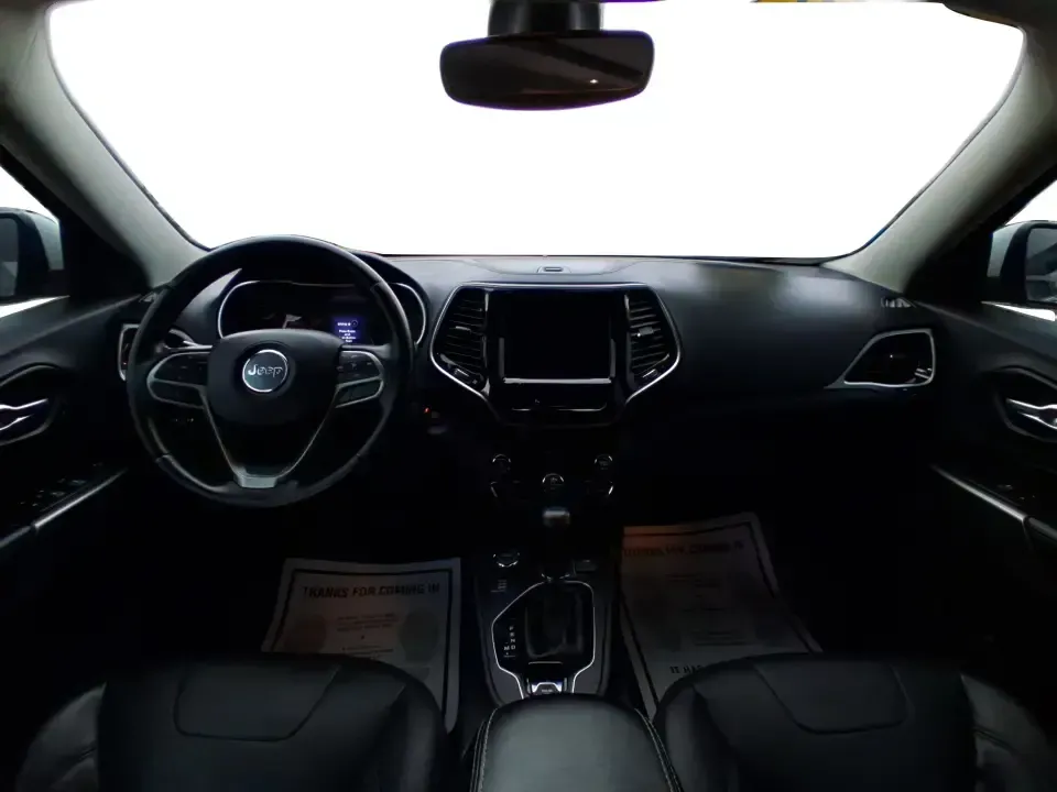 2019 Jeep Cherokee Limited 4x4 (1C4PJMDX5KD) with an 3.2L V6 DOHC 24V engine, 9A transmission, located at 8750 N County Rd 25A, Piqua, OH, 45356, (937) 908-9800, 40.164391, -84.232513 - Load up the family, point the hood toward the next weekend getaway, and let the road decide the plan-this 2019 Jeep Cherokee Limited 4x4 is built for real-life Ohio driving, from rainy school runs to spontaneous trips up I75. With confident 4x4 capability, a smooth 9-speed automatic, and a strong 3. - Photo#21