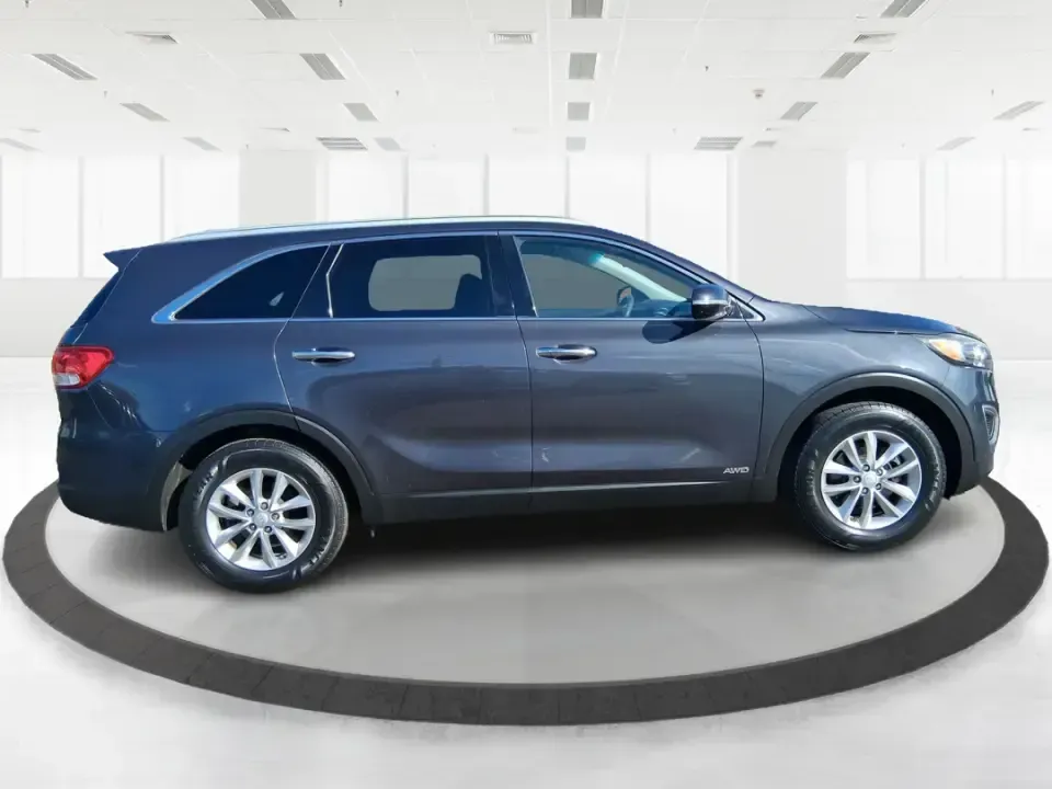 2017 Kia Sorento 2.4L LX (5XYPGDA36HG) with an 2.4L I-4 gasoline direct injection engine, 6A transmission, located at 1099 N County Rd 25A , Troy, OH, 45373, (937) 908-9800, 40.057079, -84.212883 - Picture your next weekend: groceries loaded, kids (or friends) comfortable in the back, and you're heading out of Troy for a quick getaway-maybe a stroll through downtown near the Miami River, a stop by Hobart Arena for an event, or an easy cruise up I75 toward Dayton. This 2017 Kia Sorento 2.4L LX - Photo#1