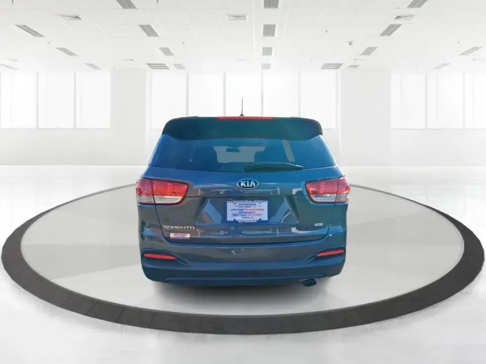 2017 Kia Sorento 2.4L LX (5XYPGDA36HG) with an 2.4L I-4 gasoline direct injection engine, 6A transmission, located at 1099 N County Rd 25A , Troy, OH, 45373, (937) 908-9800, 40.057079, -84.212883 - Picture your next weekend: groceries loaded, kids (or friends) comfortable in the back, and you're heading out of Troy for a quick getaway-maybe a stroll through downtown near the Miami River, a stop by Hobart Arena for an event, or an easy cruise up I75 toward Dayton. This 2017 Kia Sorento 2.4L LX - Photo#3