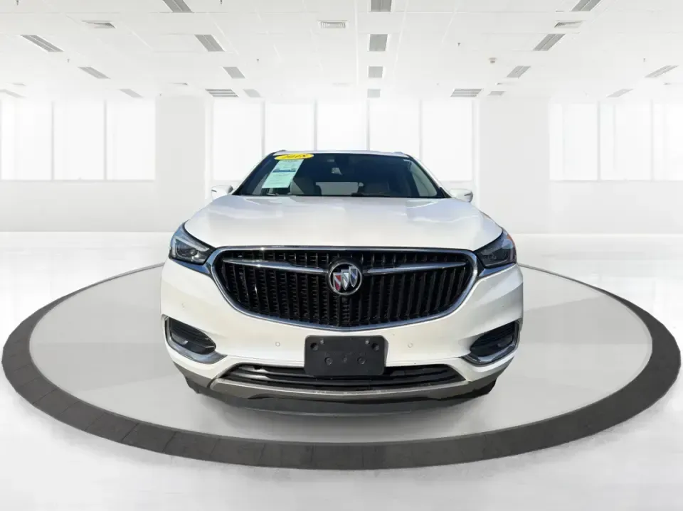 2018 Buick Enclave Premium (5GAEVBKW6JJ) with an 3.6L V-6 gasoline direct injection engine, 9A transmission, located at 1099 N County Rd 25A , Troy, OH, 45373, (937) 908-9800, 40.057079, -84.212883 - Pack the kids, queue up a playlist, and point the nose toward your next weekend getaway-this 2018 Buick Enclave Premium is built for real life in Troy, Ohio, whether you're doing school drop-offs, a long commute down I-75, or a comfortable road trip to Dayton, Columbus, or the Miami Valley. With thr - Photo#7